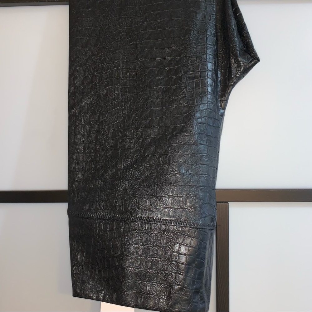 🆕7 for All Mankind Vegan Patterned Leggings - Picture 2 of 8